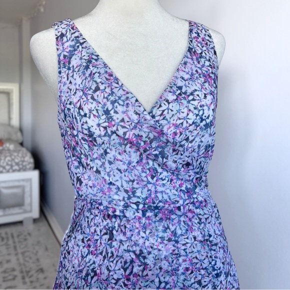 Banana Republic Floral V Sleeveless Mini Dress - Picture 2 of 8